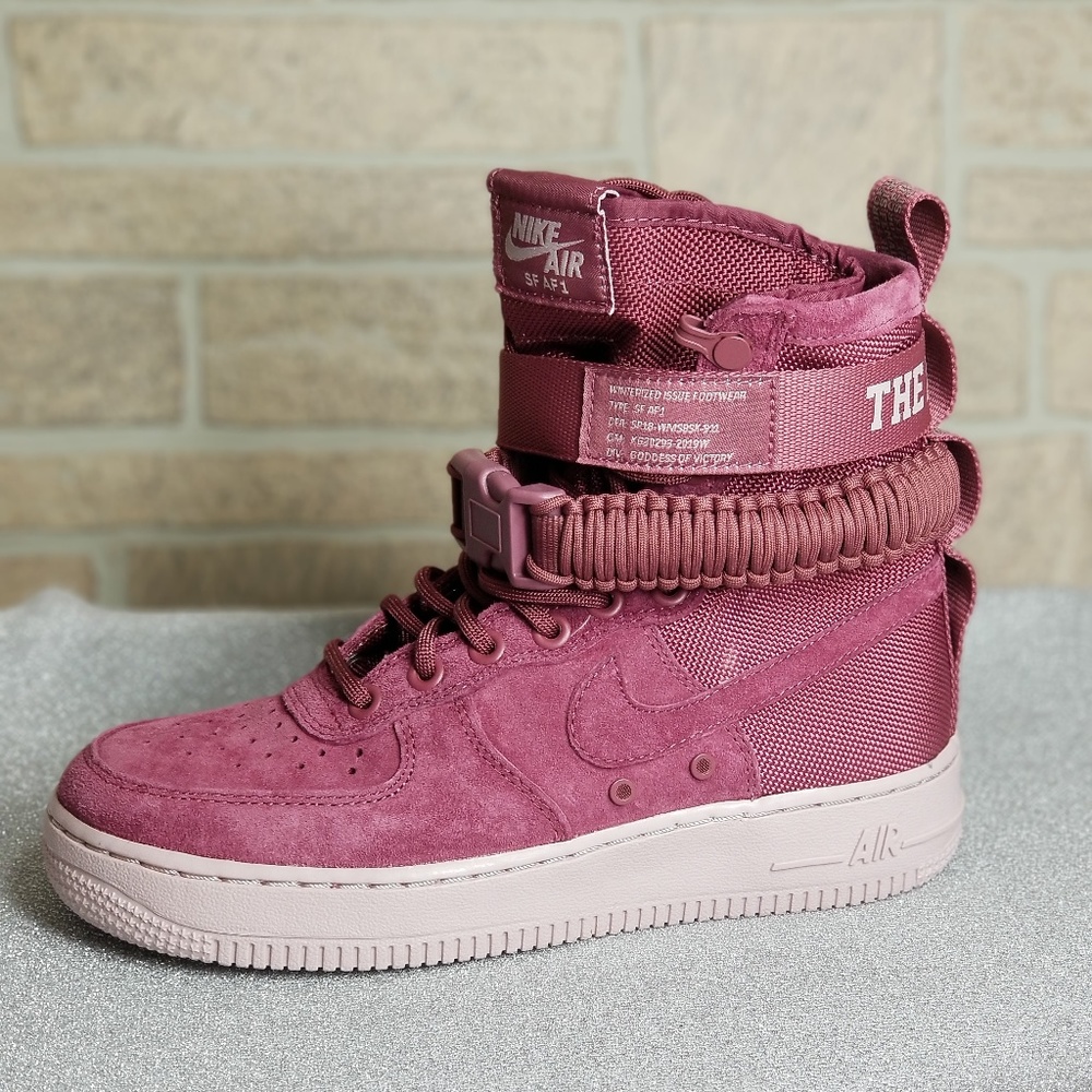 🚨SOLD🚨 Nike Air Force 1 High "Force is Female" - Picture 2 of 4